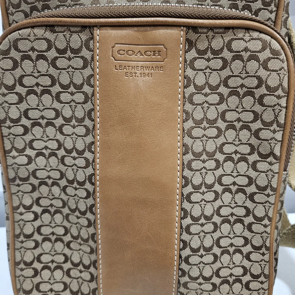 Coach Signature Mini C Camera/Sling Adjustable Bag Unisex Canvas & Leather
